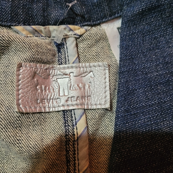 Jacket - Picture 2 of 4